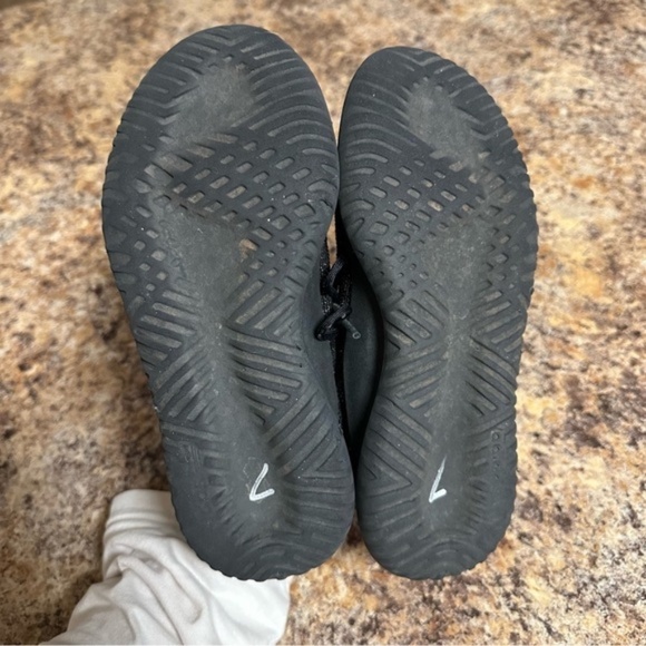 Adidas Black Gold Glitter Tubular Shadow Sneakers Kids Size 1 - Picture 6 of 8